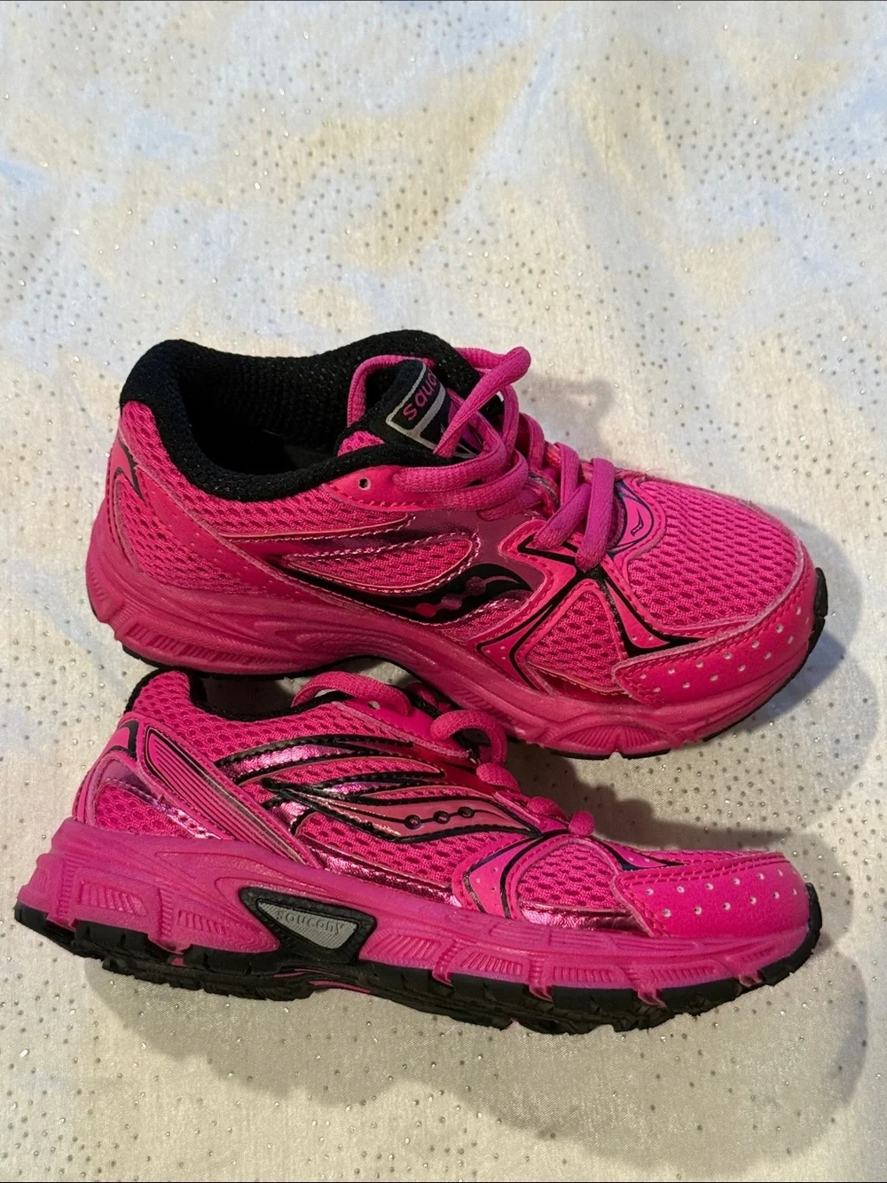 Saucony Kids' Pink Running Shoes - Lightweight Comfort size 11 M